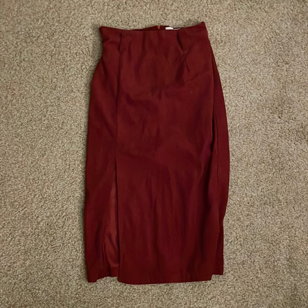 The Solid Side Slit Skirt